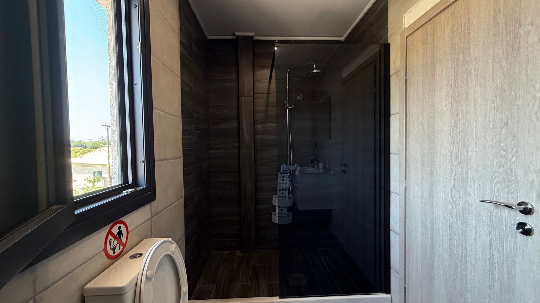 Olivia Luxury Villa — architectural detail and curated finishes